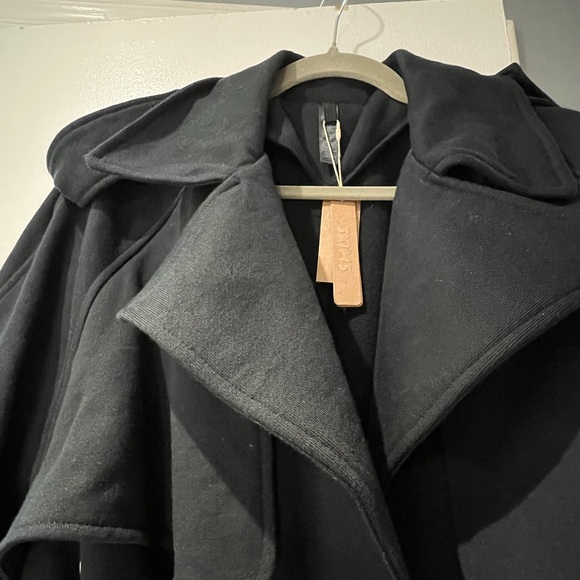 SKIMS Oversized Trench Coat - Picture 4 of 6